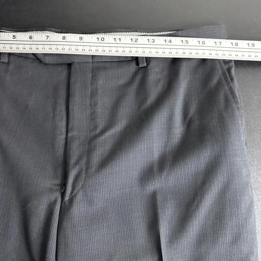 Hart Schaffner Marx Mens 42L 34W Charcoal Pinstripe‎ USA Made